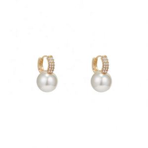 Boucles d'oreilles en perles de diamant pour femmes, tendance, pour les soirées, plaquées or 14 carats, sur mesure, design irrégulier délicat, bijoux de mode coréenne - Product Image 1