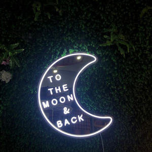 Letrero de Neón Personalizado de Acrílico Dorado Espejo con la Frase 'Love to the Moon and Back' para Decoración de Eventos, Bodas y Fiestas, de Koncept Wedding Shop - Product Image 2