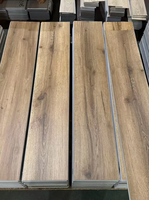 Natürlicher Eichen-SPC-Vinylboden 4mm 5mm 6mm 7mm 8mm Klicksystem Wasserfester Holzmaserung-Kunststoffboden Piso für Wohnzimmer