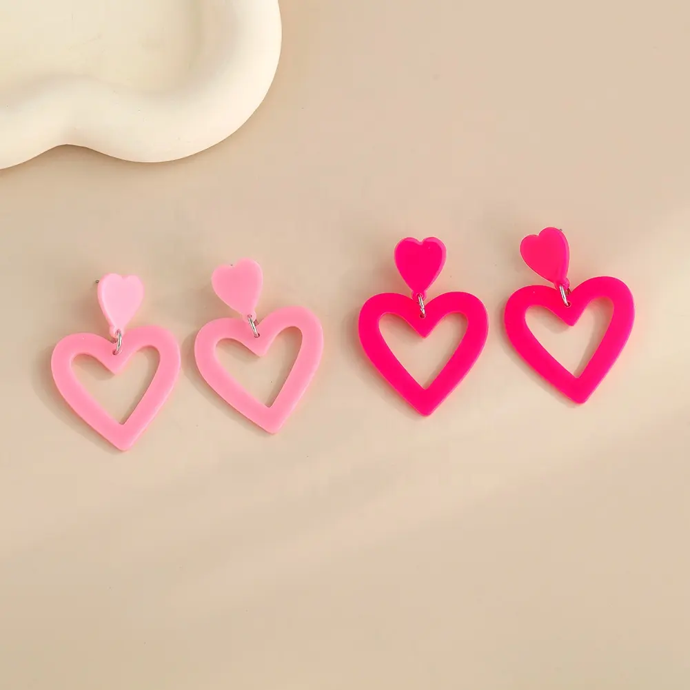 Bijoux de boucle d'oreille de mode de luxe de la Saint-Valentin résine acrylique multicolore forme de coeur amour bijoux de boucle d'oreille féminine