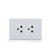 Prise américaine double 15A 16A blanche avec cadre PC ignifuge et finition douce au toucher, compatible avec les prises thaïlandaises à 3 broches rondes