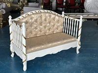Berceau en bois massif de style royal européen avec design sculpté, barrières de sécurité | Lit écologique pour tout-petits thème princesse/prince