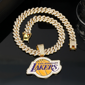<span class=keywords><strong>Collar</strong></span> de oro de moda con cadena cubana de aleación, <span class=keywords><strong>estilo</strong></span> europeo-americano, transfronterizo, multicapa, con circonitas incrustadas y temática de los Lakers - Product Image 4