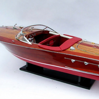RIVA ARISSTON GIA NHIEN, Modelo de Barco Náutico de Madera Hecho a Mano, Casco Rojo Pintado, Regalo Empresarial de Europa y Vietnam