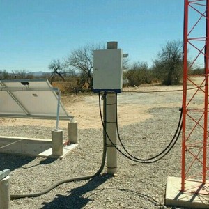 Kingtone 10km dài khoảng cách bảo hiểm không dây <span class=keywords><strong>Repeater</strong></span> Booster 2G/GSM 3G/<span class=keywords><strong>UMTS</strong></span> 4G/LTE 900 điện thoại di động <span class=keywords><strong>repeater</strong></span> cho khu vực nông thôn - Product Image 1