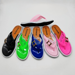 Sandali infradito da donna in PVC con stampa a fiocco e pietre, leggeri, antiscivolo, per l'estate e la <span class=keywords><strong>spiaggia</strong></span> - Product Image 4