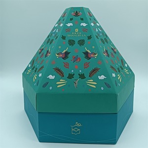 Boîte cadeau en carton chic et tendance pour parfums et cosmétiques, forme spéciale, personnalisable - Product Image 1