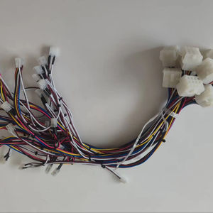 Elektromanyetik Ocak ve Yağ Çıkarıcı için Kırmızı ve Beyaz Kurdele Özelleştirilebilir Çift Uçlu Elektronik Bağlantı Kablosu - Product Image 1