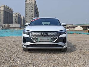 Audi Q4 <span class=keywords><strong>E</strong></span>-tron 40 SUV Elettrico Usato 2024, Versione Premium <span class=keywords><strong>a</strong></span> Lunga Autonomia, Pronto per l'Esportazione, Bianco su Nero - Product Image 1