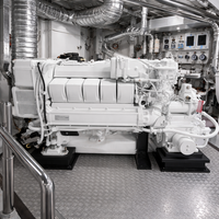 Moteur diesel de propulsion marine MTU 10V 2000M94 pour navire de patrouille, 1193 kW, 1622 CV, 2450 tr/min, avec boîte de vitesses à angle descendant ZF3000A
