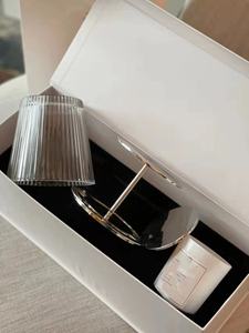 Elegante Vela Aromática de Vidrio Blanco No Tóxica con Frasco, Regalo Relajante y Curativo, Ecológica - Product Image 2