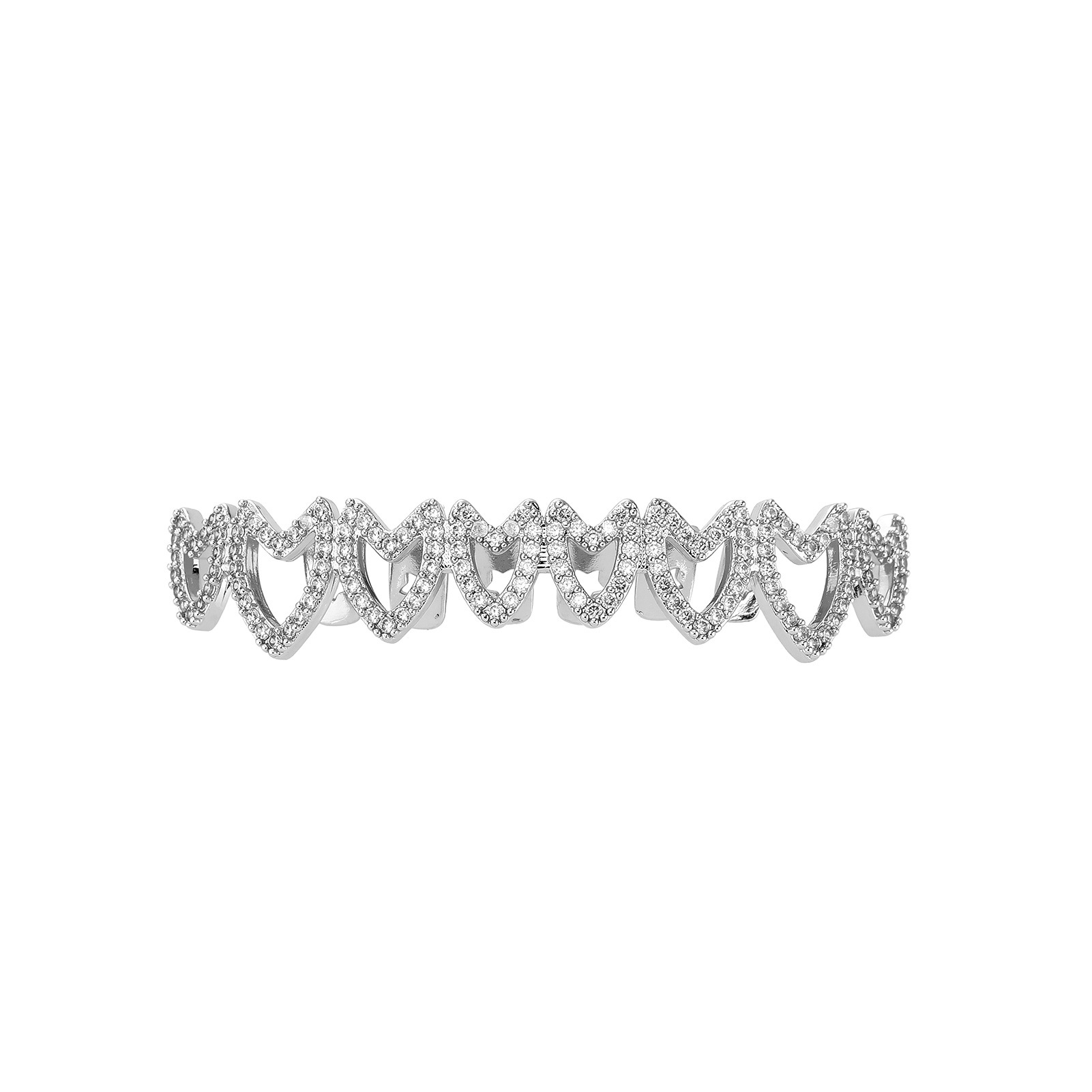 Silver (lower teeth)