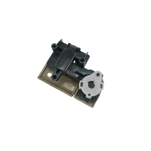 ที่วางแขนรถมาสด้า BT50 สีเบจ-ดำ พลาสติกทรงสี่เหลี่ยม BC5E-64-090E - Product Image 2