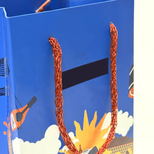 Bolsa de Papel Recubierto Premium Elegante, Diseño Multicapa, Impresión a Cuatro Colores, Procesamiento Especial para Regalos de Marca de Lujo - Product Image 2