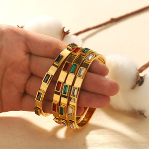 Pulsera de Cristal con Baño de Oro de 18K, Diseño Geométrico con Canal, Joyería para Mujer, Uso Diario - Product Image 2
