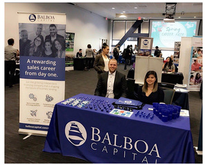 Nappe personnalisée avec logo imprimé, anti-plis, résistante aux taches, ourlet double-cousu, lavable en machine, 6ft 8ft, coupe ample, en polyester - Product Image 4