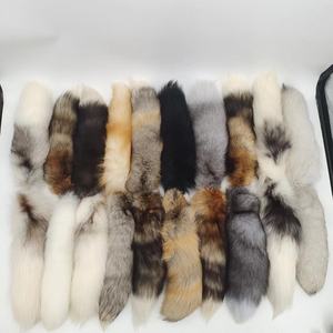 男性と女性のための本物のキツネの尾35-40cmふわふわ動物の毛アナルプラグテールセックス製品を卸売 - Product Image 3