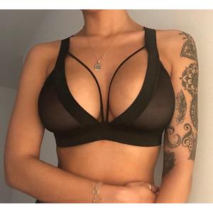 Sujetador push-up sexy para mujer con cuello en V profundo y diseño de espalda cruzada en tela de poliéster jersey en colores morado, azul, negro y burdeos. - Product Image 3