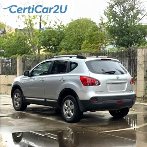 Léger et agile, <span class=keywords><strong>Qashqai</strong></span> <span class=keywords><strong>2011</strong></span>, 1.6L, manuel, <span class=keywords><strong>2</strong></span> roues motrices, conduite à gauche, jantes R16, intérieur en tissu foncé, espace surprenant, SUV urbain parfait pour les budgets serrés - Product Image 1
