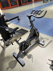 Commercial et Home Gym Vélo Formation Cardio Ultra Stationnaire <span class=keywords><strong>Spinning</strong></span> Bike Fitness Spin Cyclisme Machines pour Musculation - Product Image 4