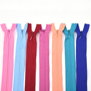 โรงงานขายส่งซิปซ่อนสีสันสดใสแบบซ่อนฟัน 3 ซี่ #   ซิปสำหรับเสื้อผ้า - Product Image 3
