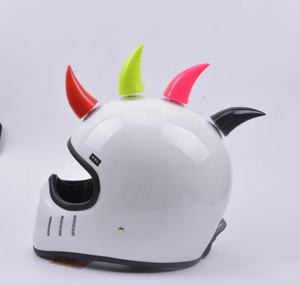 Autocollant de décoration en caoutchouc coloré pour casque <span class=keywords><strong>demi</strong></span>-face XYRacing ABS, modèle XY-074, 5 cm, ajustement universel, 6 mois - Product Image 2