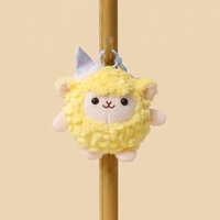 En gros, Mini mignon pendentif brebis en peluche douce, breloque de sac, porte-clés pour boutique de cadeaux et machine à griffes
