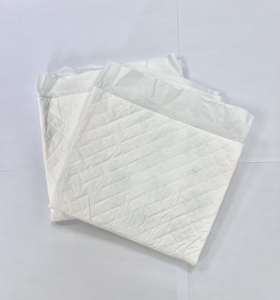 Coussinets de <span class=keywords><strong>pipi</strong></span> jetables et imperméables à absorption rapide OEM ODM personnalisés pour chiots et chiens - Product Image 5