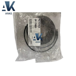 Câble de connexion pour capteur laser Keyence OP-73865 authentique, M8 droit, 10 m, connexion physique pour transmission de signal et contrôle IO - Product Image 1