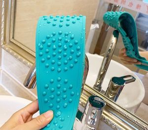 Darklight Dbj001 Bath Shower Silicone Body <b>Brush</b> & Belt Exfoliating <b>Scrub</b> Sponge Set for Promotional Use - Product Image 4