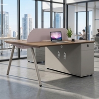 Poste de travail de bureau individuel moderne en bois avec cloison de séparation et bureau informatique, ensemble de mobilier personnalisable