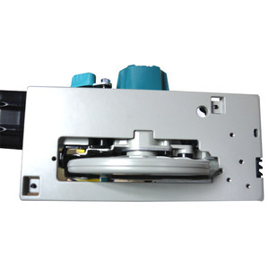 Sierra Circular Inalámbrica Original <span class=keywords><strong>Makita</strong></span> DHS680Z <span class=keywords><strong>18V</strong></span> LXT Sin Escobillas de 165 mm, Herramienta Sola (Sin Batería) para Trabajos Profesionales en Madera - Product Image 3