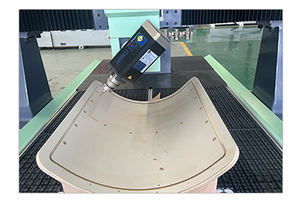 Routeur <span class=keywords><strong>CNC</strong></span> 4 axes ATC avec tête oscillante à 180 degrés, aspiration haute précision pour la sculpture sur bois, mousse et pierre - Product Image 5