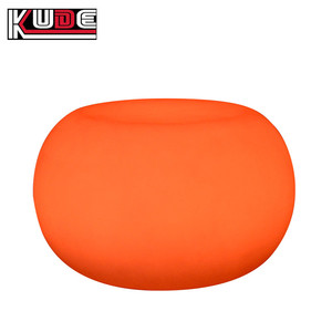 Table basse LED sphérique en forme de tambour, table lumineuse avec plateau en verre trempé, mobilier LED en plastique PE pour bar et salon, vente en gros - Product Image 6