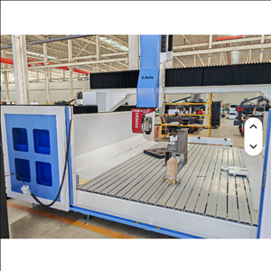 Máquina Fresadora CNC de 5 Ejes para Moldeo de Automóviles, Grabado de Espuma EPS, Uso Doméstico, Industria Publicitaria, Controlada por NC Studio Richauto - Product Image 2