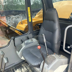 Excavadora Komatsuc60 con nuevas pistas revisadas para proyectos de servicio pesado con engranaje de motor de caja de cambios de núcleo de motor Cummins - Product Image 5