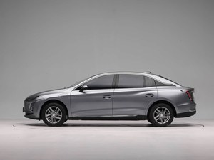 Hongqi E-QM5 2026 (4 porte, 5 posti): una berlina elettrica pura ad alte prestazioni che combina autonomia estesa con potenza elevata. - Product Image 4