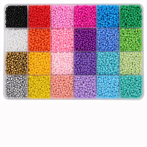 Pour <span class=keywords><strong>Amazon</strong></span> transfrontalier enfants ensemble de bijoux à bricoler soi-même boîte douce poterie argile Lucite <span class=keywords><strong>perles</strong></span> Alphabet anglais <span class=keywords><strong>perles</strong></span> <span class=keywords><strong>perles</strong></span> acryliques - Product Image 5