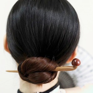 Nouvelle épingle à cheveux en bois de santal de style chinois, amusante et créative, au design rétro, mignonne et unique, idéale pour les coiffures quotidiennes, en bois. - Product Image 1