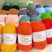 In Stock 100% Cotton Yarn Wholesale Long Distance Gradient Colorful 4 Ply Fancy Yarn for Hand knitting toys bags flowers