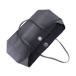 Nouveaux sacs à main <span class=keywords><strong>de</strong></span> créateur dames mode sacs à bandoulière femmes sacs à main pour femmes personnalisé imprimé <span class=keywords><strong>Logo</strong></span> sac fourre-tout PU marques célèbres noir - Product Image 6