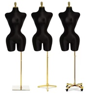 Mannequin féminin grande taille aux courbes généreuses, buste supérieur pour robe BBL, avec forte poitrine, en satin doré, pour présentation de vêtements