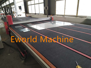 Ligne de découpe de verre automatique CNC pour la fabrication et la vente de verre, avec fonctions de chargement, de découpe et de brisage. - Product Image 6