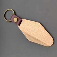 Porte-clés en bois naturel personnalisé forme de maison ronde gravure sculpture ouvre-bière perles en cuir NFC charme blanc conception personnalisée