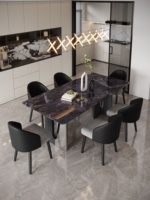 Table à manger carrée moderne italienne de luxe en marbre naturel avec pieds en métal, dalle de pierre pour usage domestique
