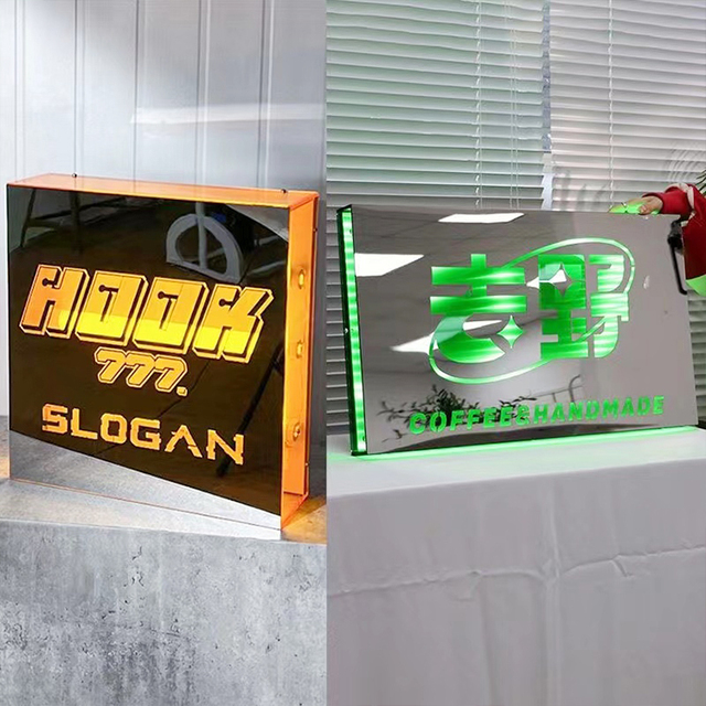 Modern Acrylic LED Light Box Factory's Milky White Display Racks with Attractive LED Lighting for Store Advertising
