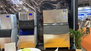 Máquina de Hielo Comercial de Alta Capacidad de 300 kg, Fabricante de Cubos de Hielo Cuadrados con Precio de Fábrica, 110V-240V, Evaporador de Cobre-Níquel de Alta Eficiencia - Product Image 5