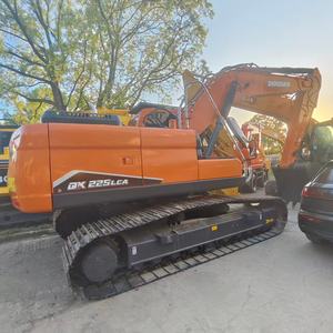 รถขุดตีนตะขาบ Doosan DX225LCA ขนาด 22 ตัน มือสอง คุณภาพเชื่อถือได้ เครื่องยนต์ ปั๊มไฮดรอลิก มอเตอร์-127 กิโลวัตต์ กำลังขับเคลื่อนดั้งเดิม - Product Image 2