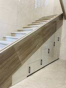 Moderner Luxus-Begehschrank mit Soft-Touch-Schwingtür + Schwarzer Glasschiebetür + Boden-bis-Decke-Reichender Aufbewahrungsschrank - Product Image 2
