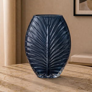 แจกันแก้วทรงทันสมัยพร้อมลวดลายใบไม้ตกแต่งอย่างมีศิลปะ - Product Image 3